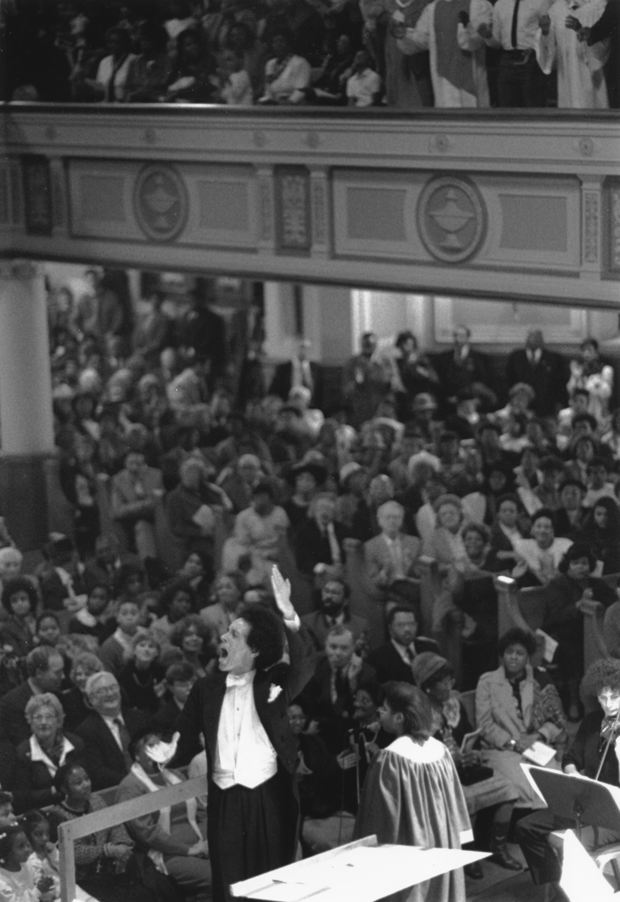 Isaiah Jackson conducting MLK celebration concert in white tie