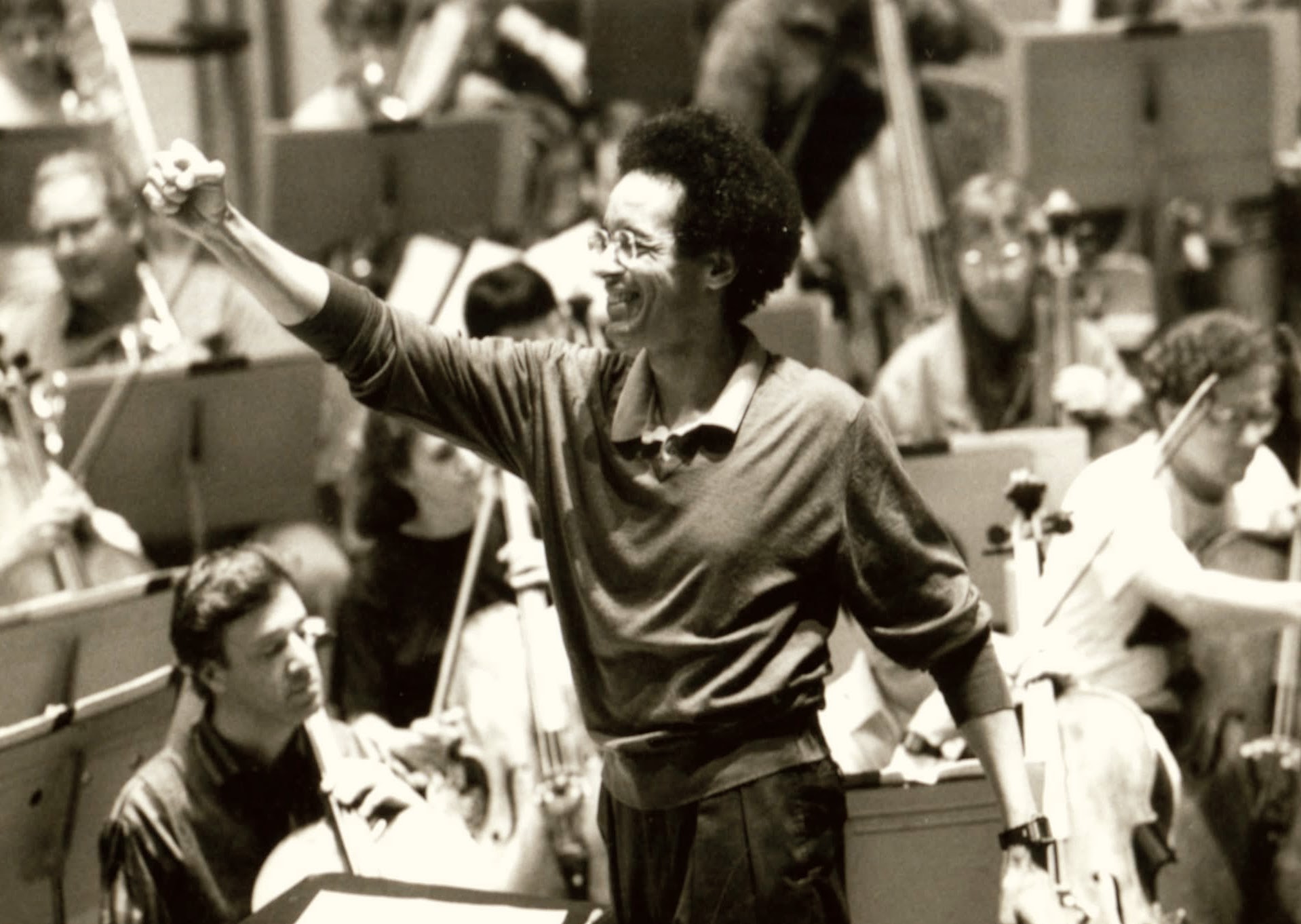 Isaiah Jackson conducting in rehearsal, 1993